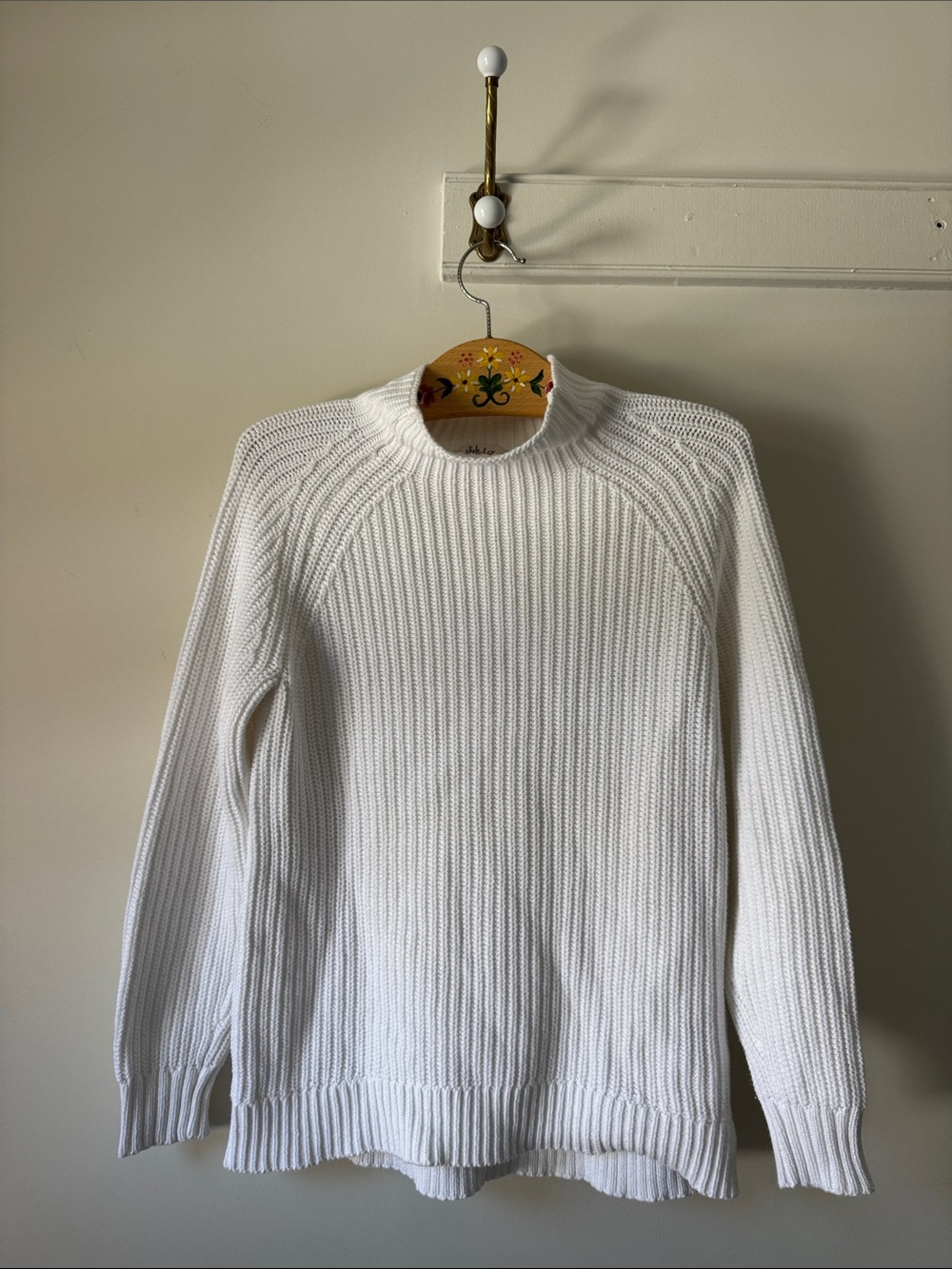 100% Cotton White Ribbed Knit Mock Neck Sweater